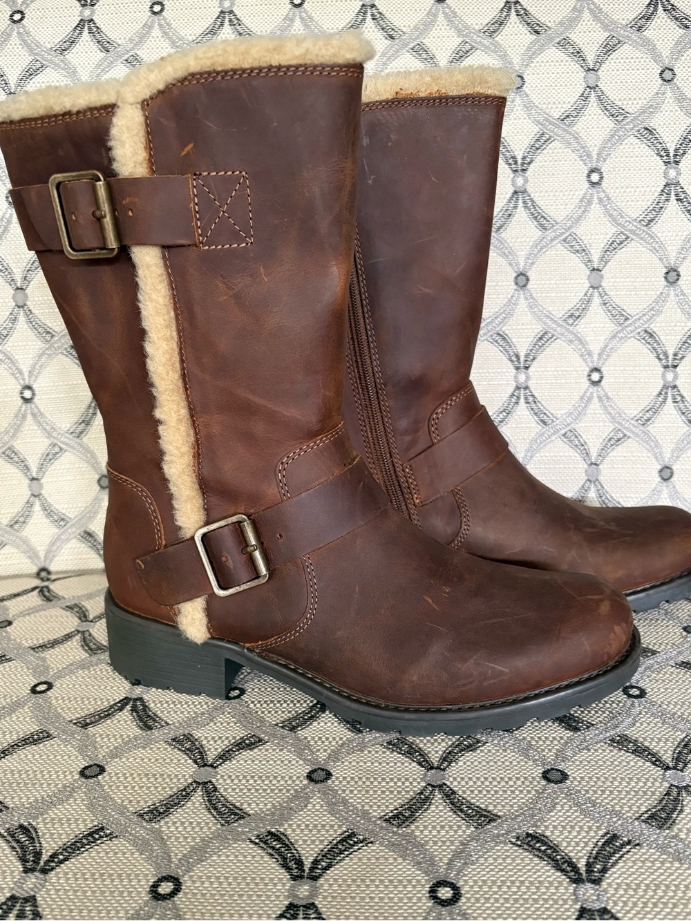 Clarks Women's Orinoco Art Beeswax Juane Miel Mid Boot Side Zip Fur Buckle Sz 7
